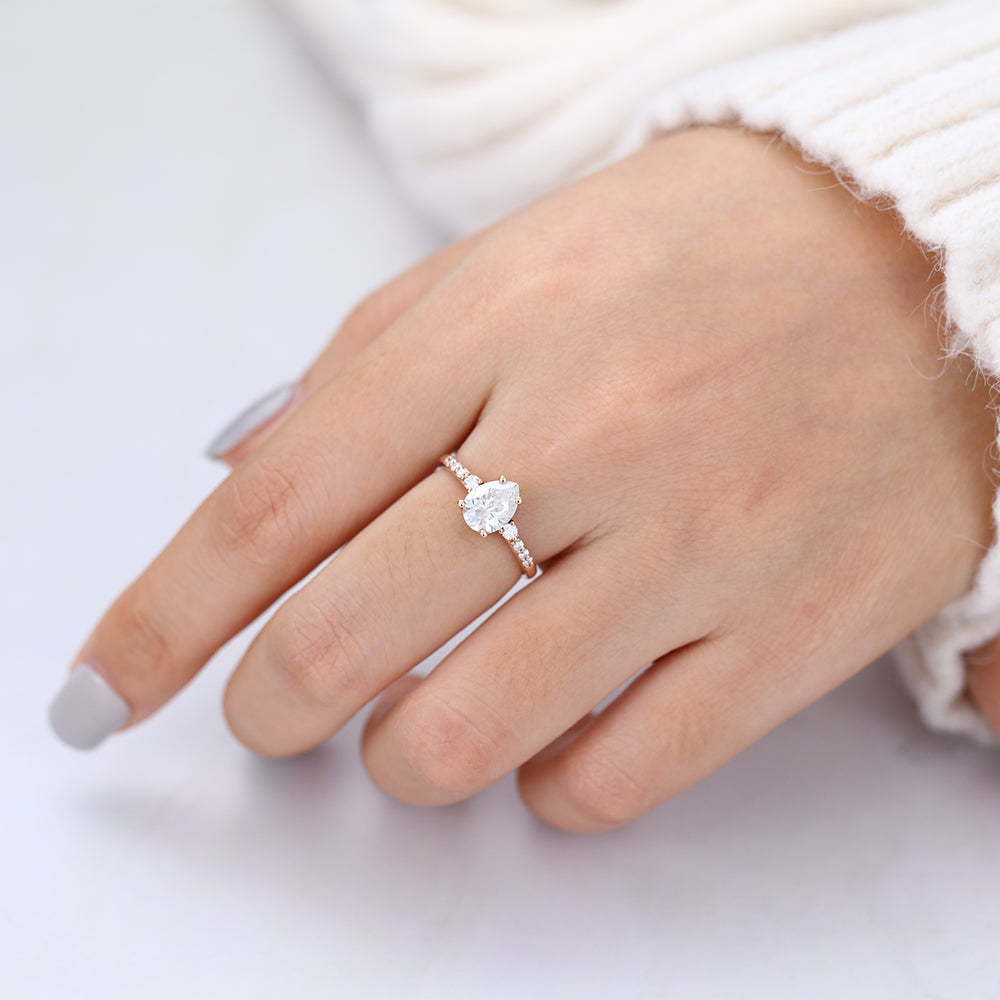 1 CT Pear Pave Lab-Grown Diamond Engagement Ring