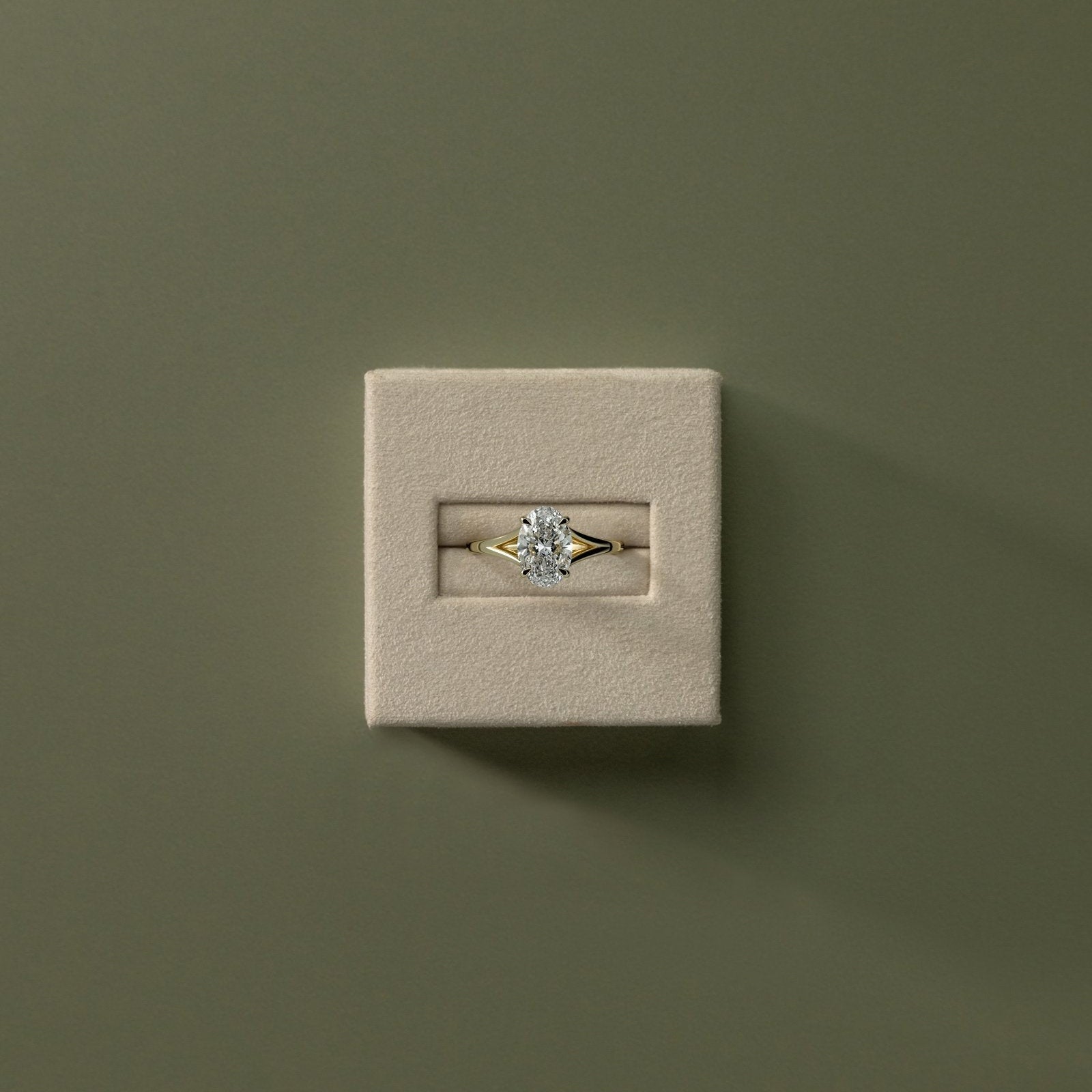 CUJ035