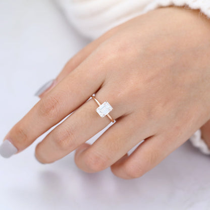 1.6 CT Emerald Solitaire Moissanite Engagement Ring