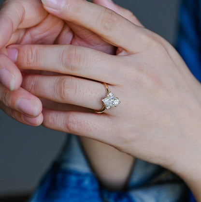 Stunning 1.0 - 2.0 CT Marquise Moissanite Engagement Ring with Cluster Design 6