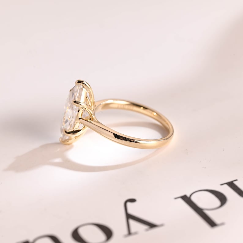 Stunning 1.0 - 2.0 CT Marquise Moissanite Engagement Ring with Solitaire Design 3