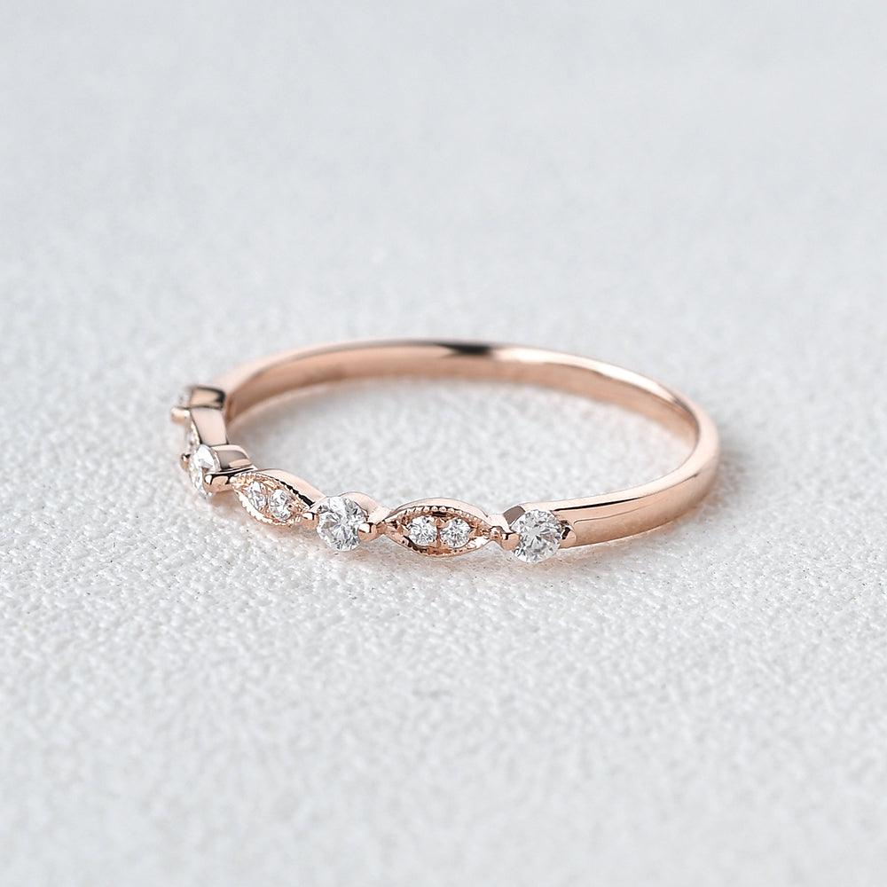 FLG065
