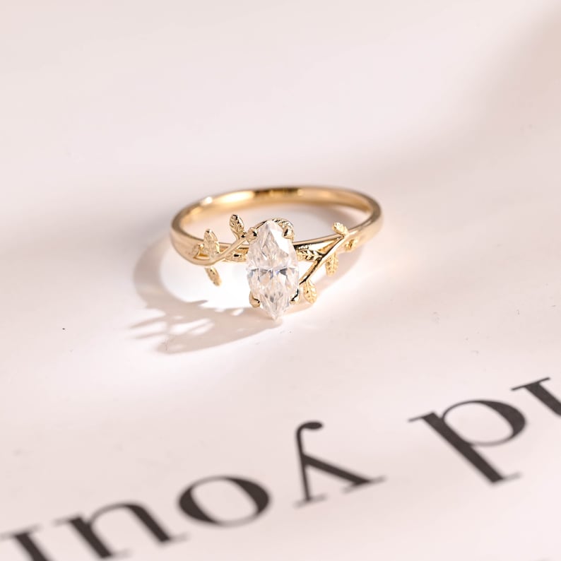 Stunning 1.0 - 2.0 CT Marquise Moissanite Engagement Ring with Solitaire Design 1